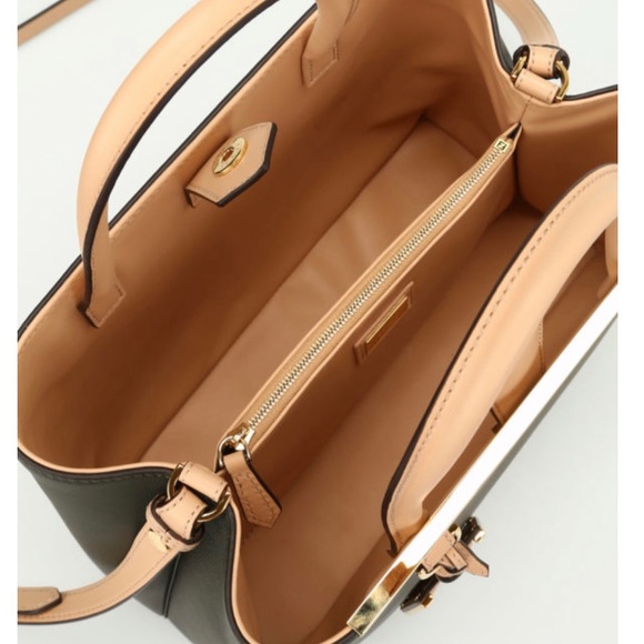 FENDI PETITE 2 JOURS TWO-TONE LEATHER BAG - Picture 4 of 6